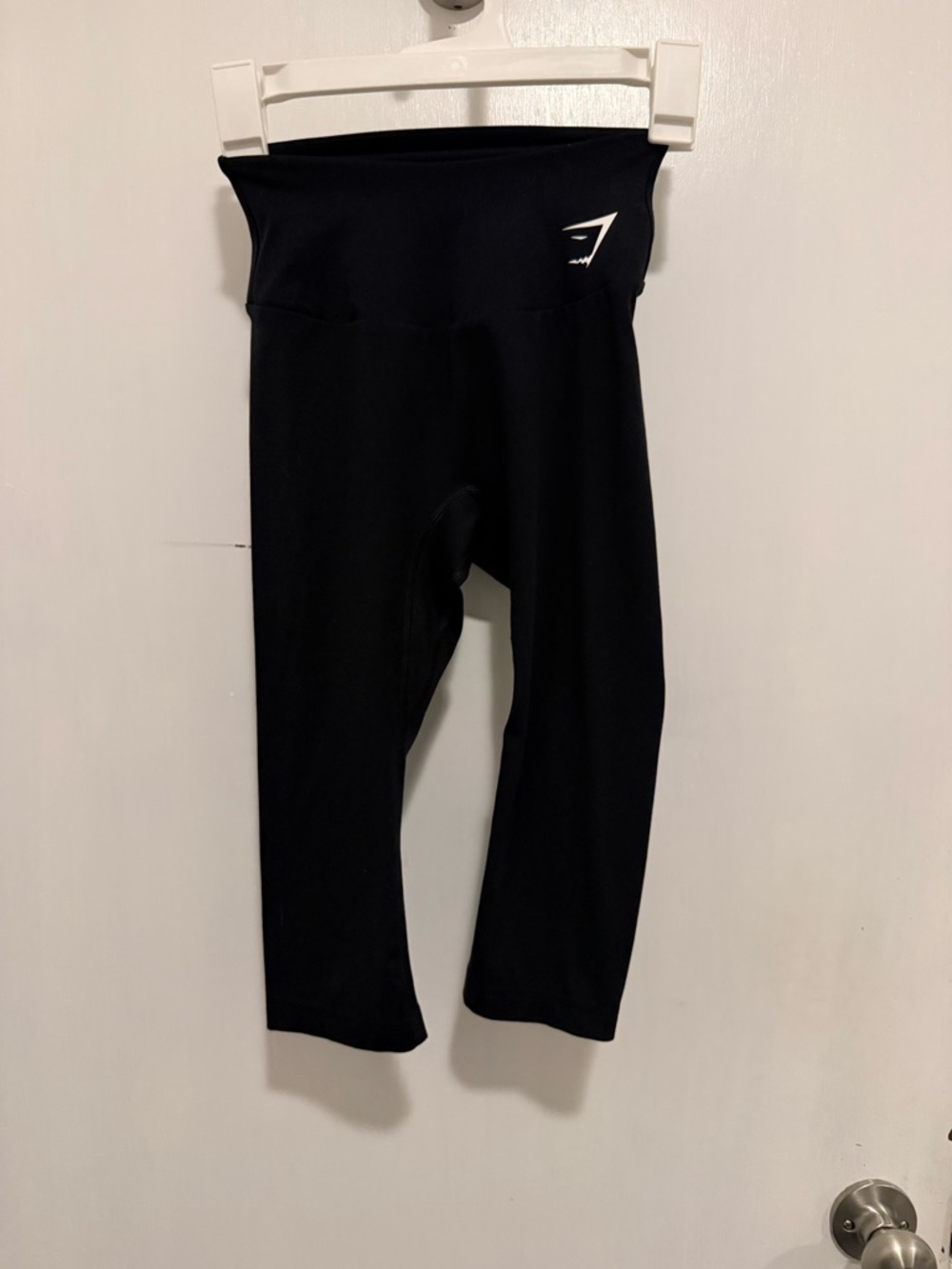 Gymshark bundle of 2 black capris size XS